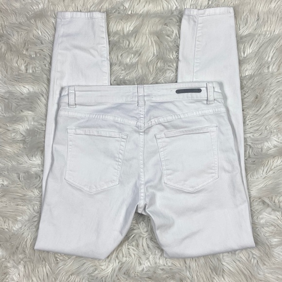 Calson Skinny Ankle White Denim Ripped Jeans - Picture 2 of 11